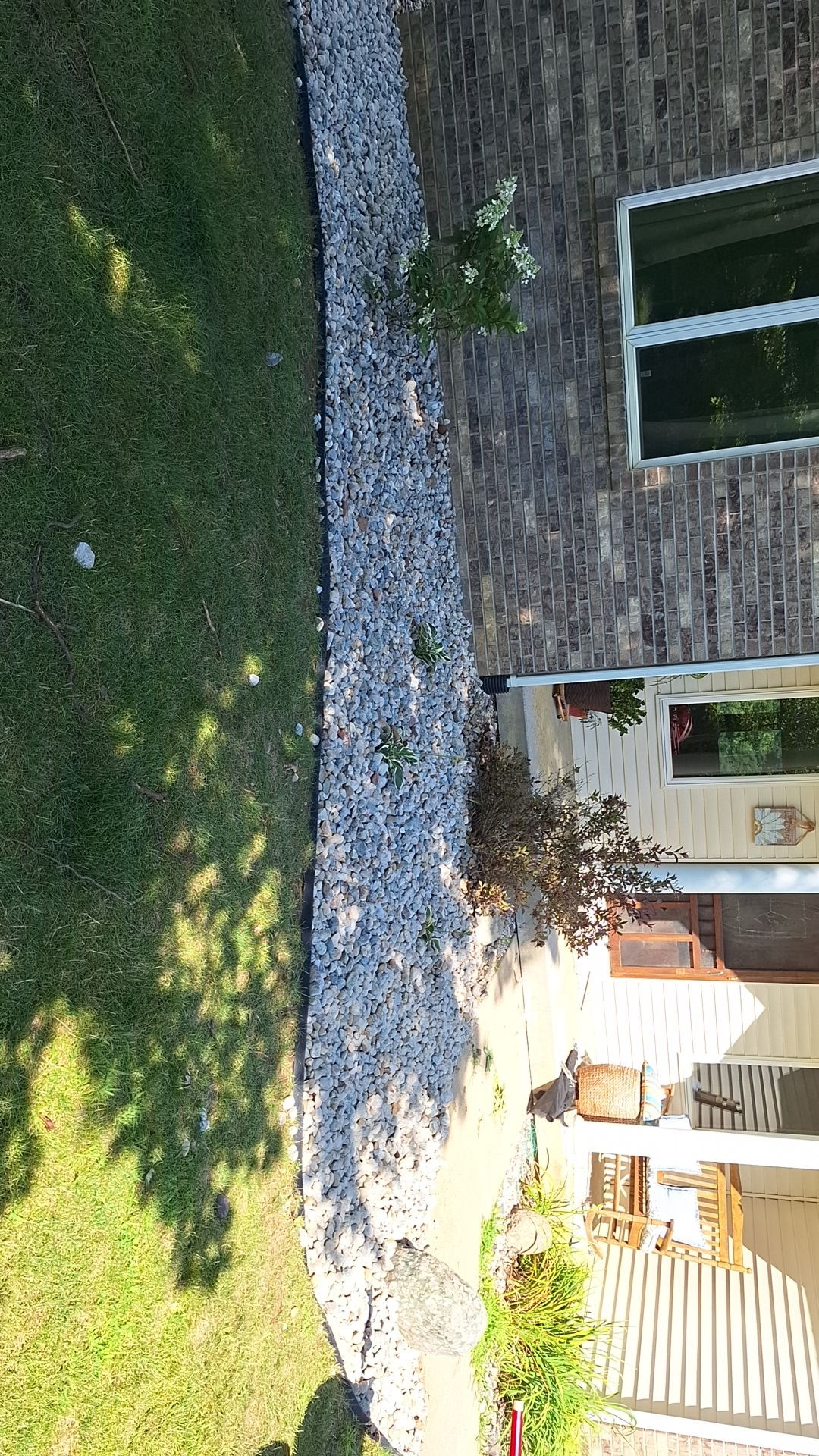 Gravel drainage bed